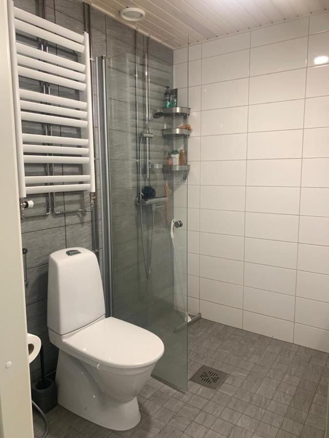 Modern One Bedroom Apartment Nearby Airport Vanda Exteriör bild