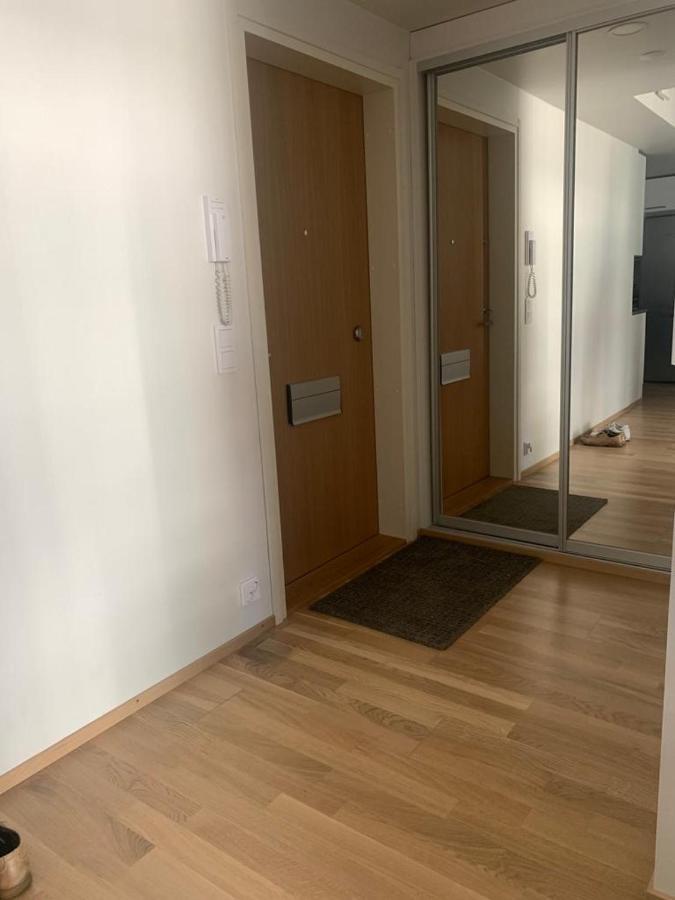Modern One Bedroom Apartment Nearby Airport Vanda Exteriör bild